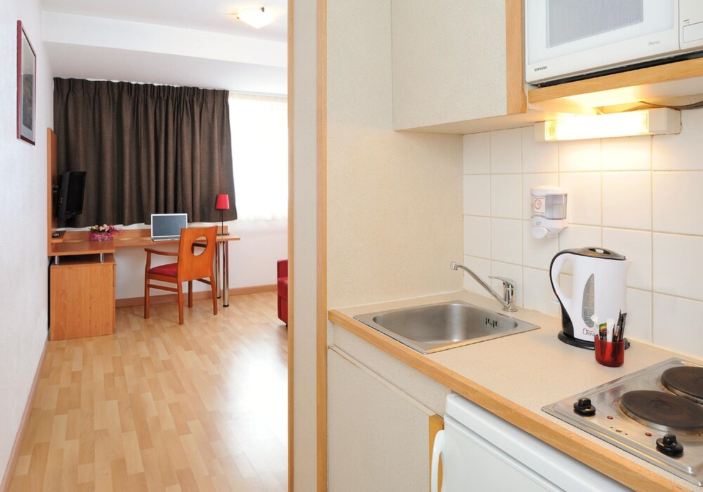 In-Room Kitchenette