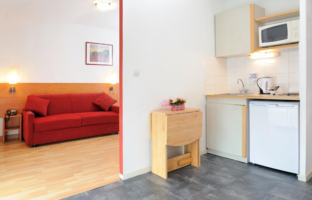 In-Room Kitchenette