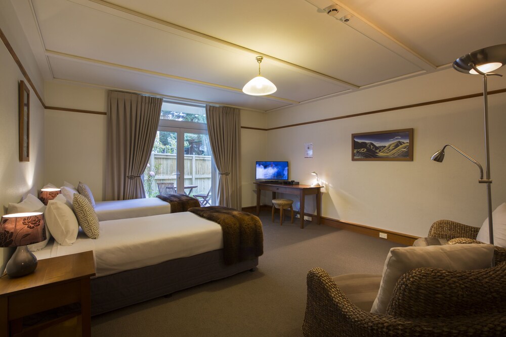 Guestroom