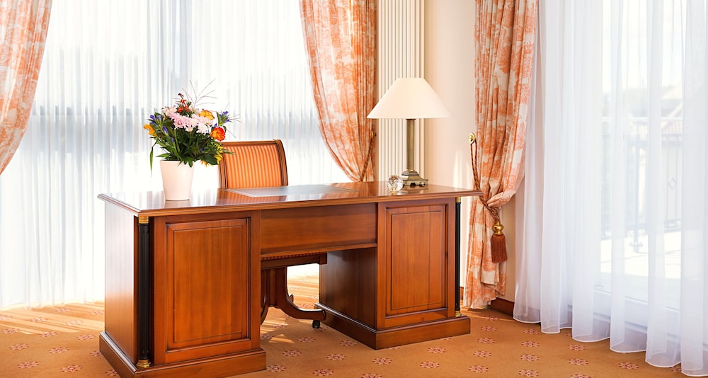 In-Room Business Center