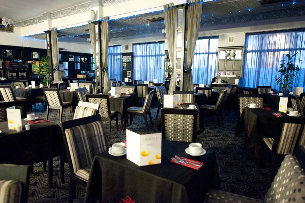 Hotel Bar