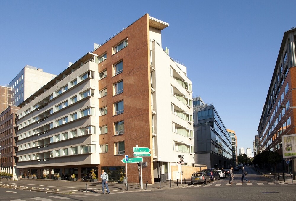 Hotel Front