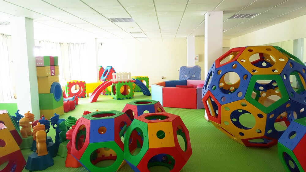 Childrens Play Area - Indoor
