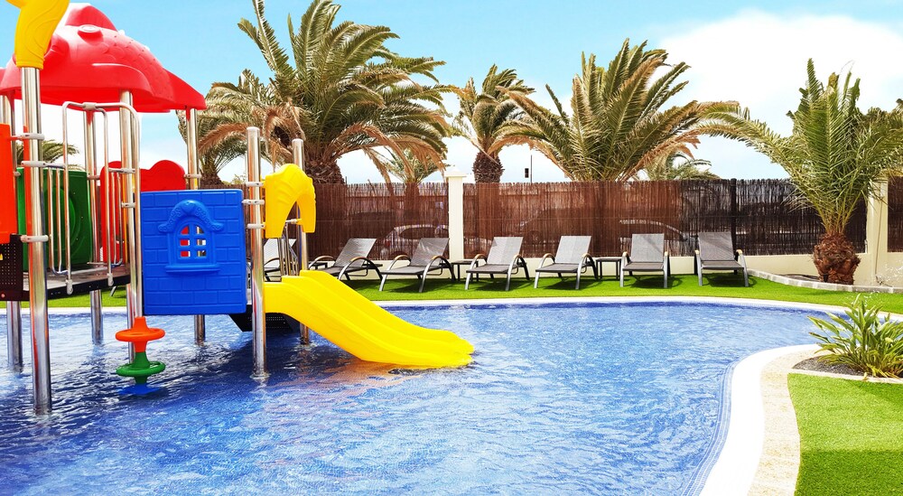 Childrens Play Area - Outdoor