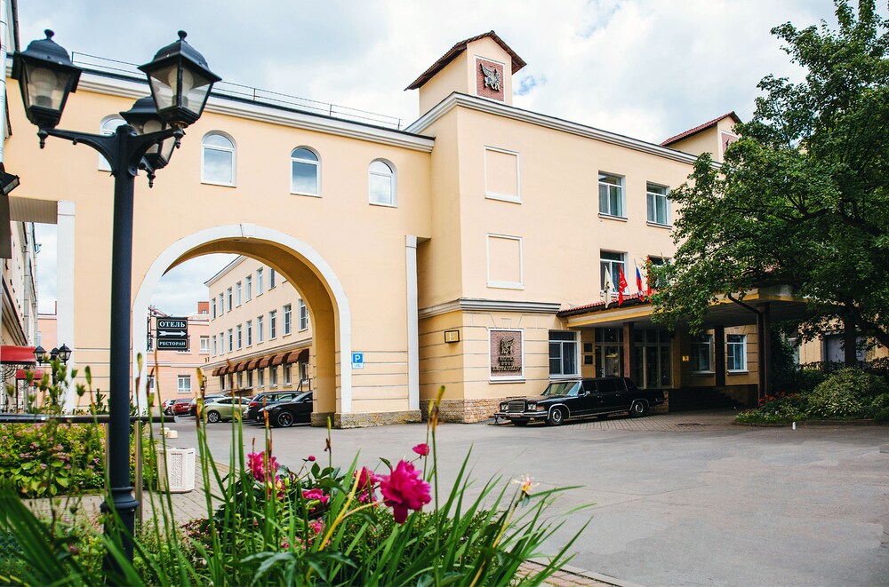 Hotel Front