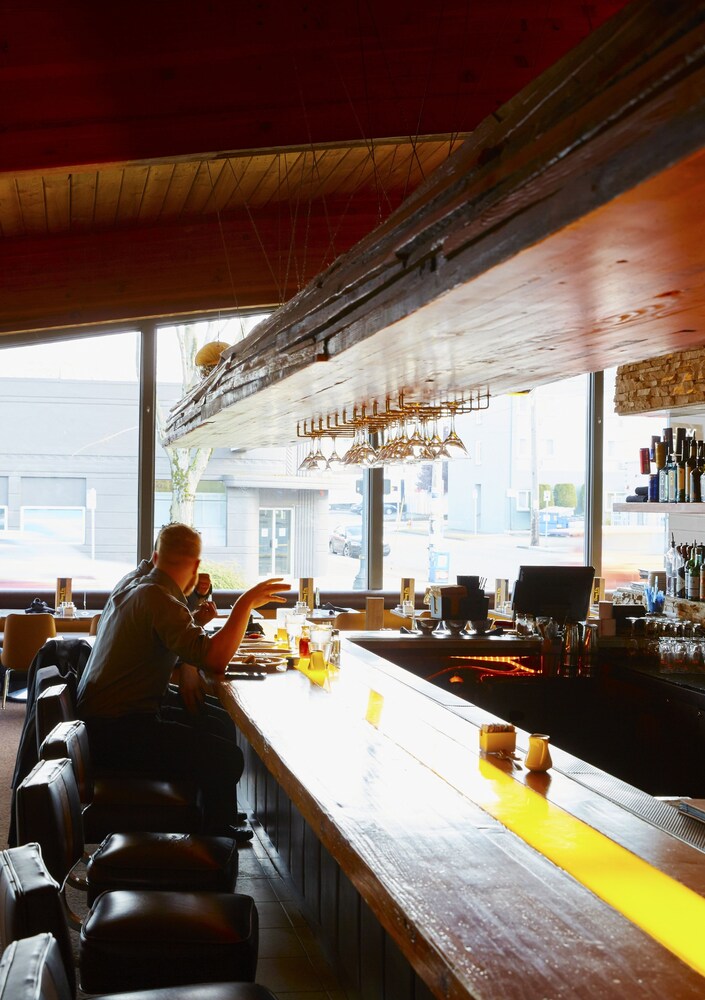Hotel Bar