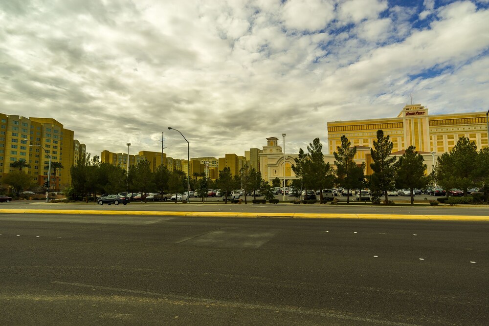 Street view, Grandview at Las Vegas