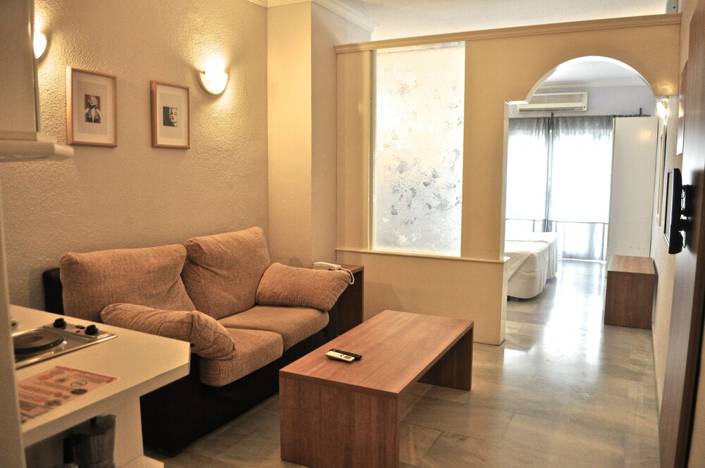 Studio, Terrace, Partial Sea View (2 people) - Living Room