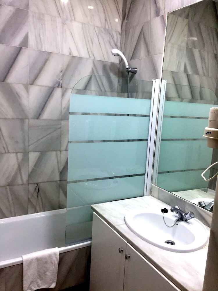 Studio, Terrace, Partial Sea View (2 people) - Bathroom