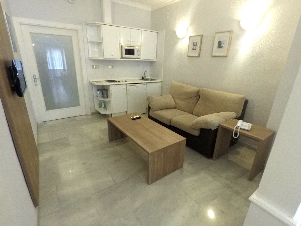 Studio, Terrace, Partial Sea View (2 people) - Living Room