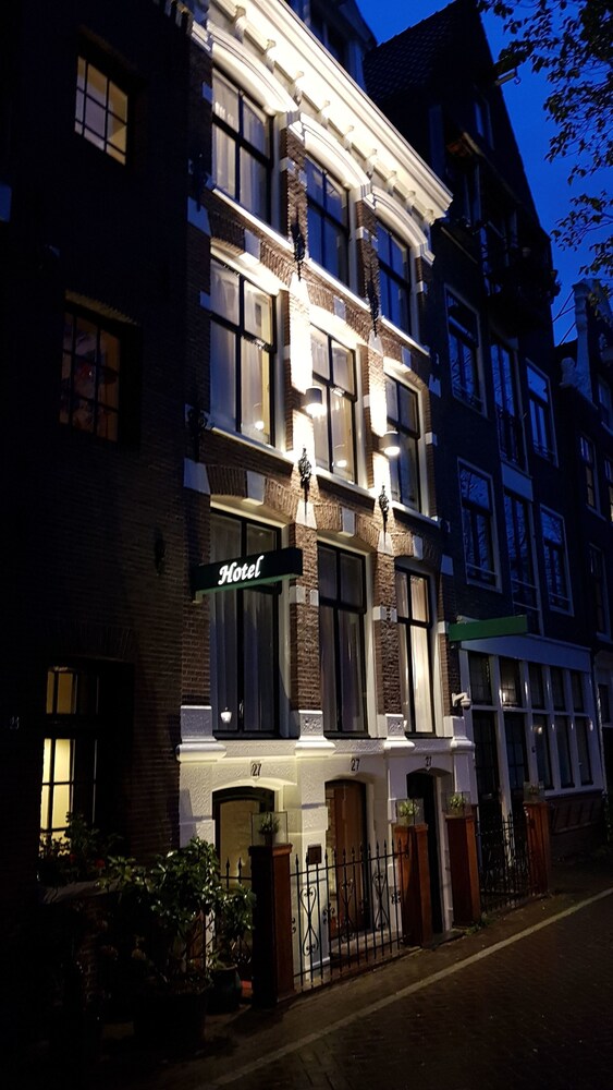 Hotel Front - Evening/Night