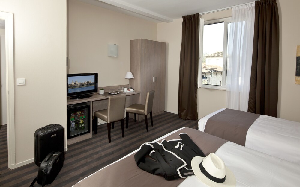 Guestroom