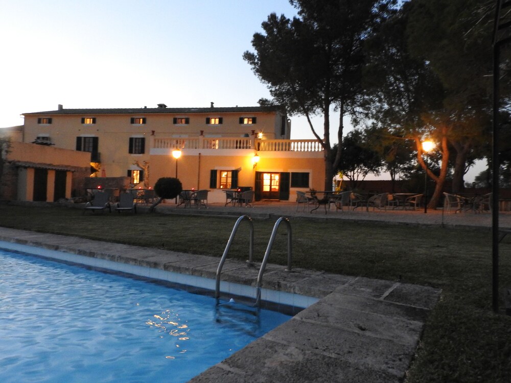 Hotel Front - Evening/Night