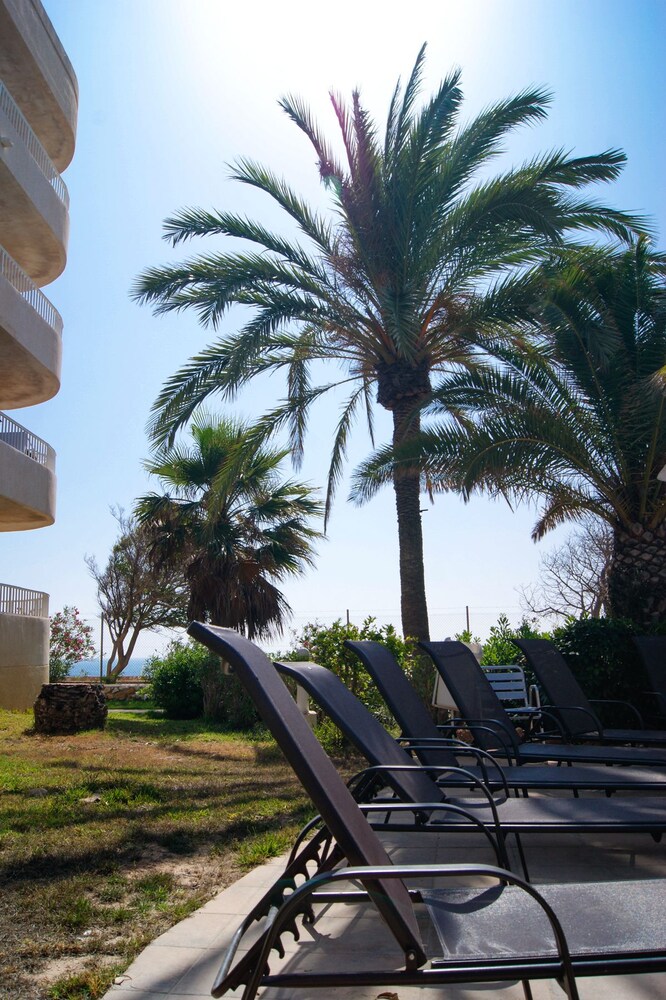 Sundeck