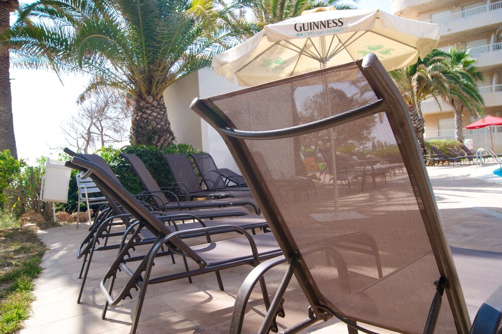 Sundeck