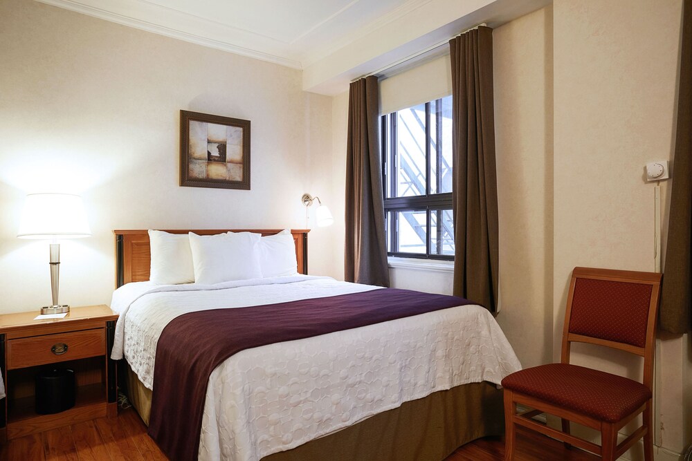 Guestroom