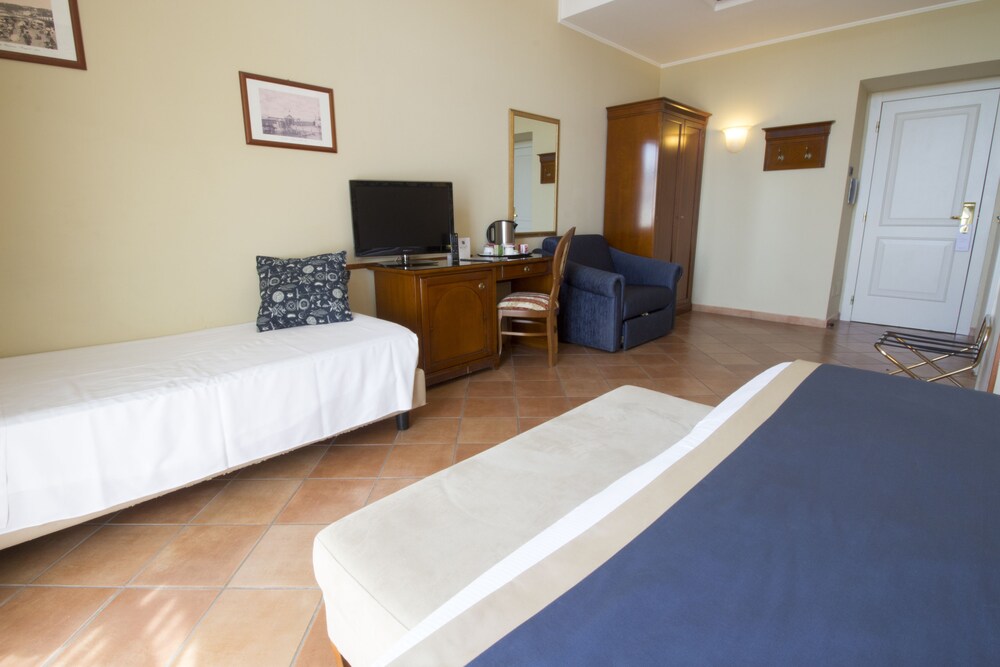 Guestroom