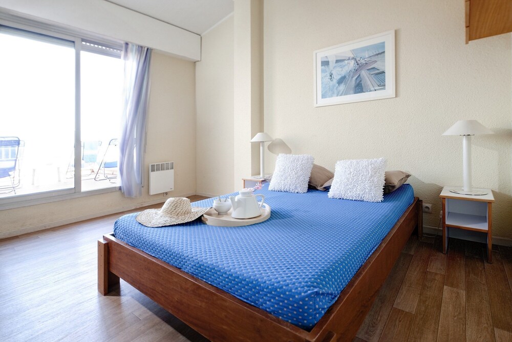One Bedroom Apartment, Garden View (for 6) - Guestroom