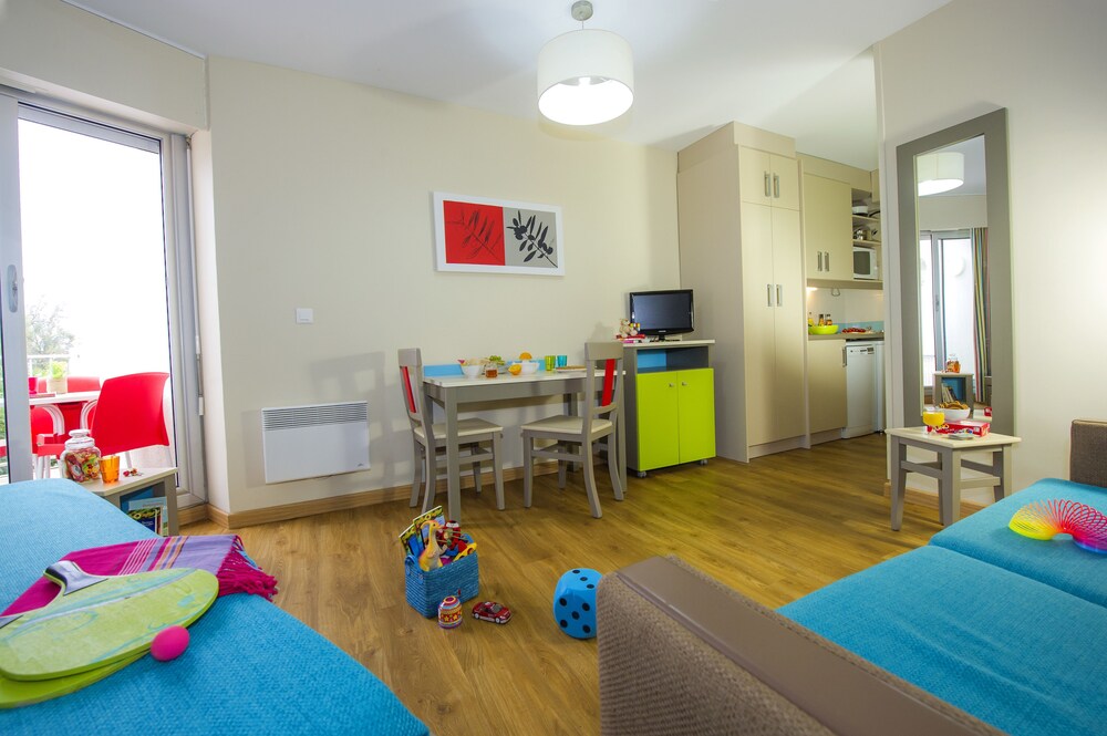 Standard Studio for 2/3 people - Living Area
