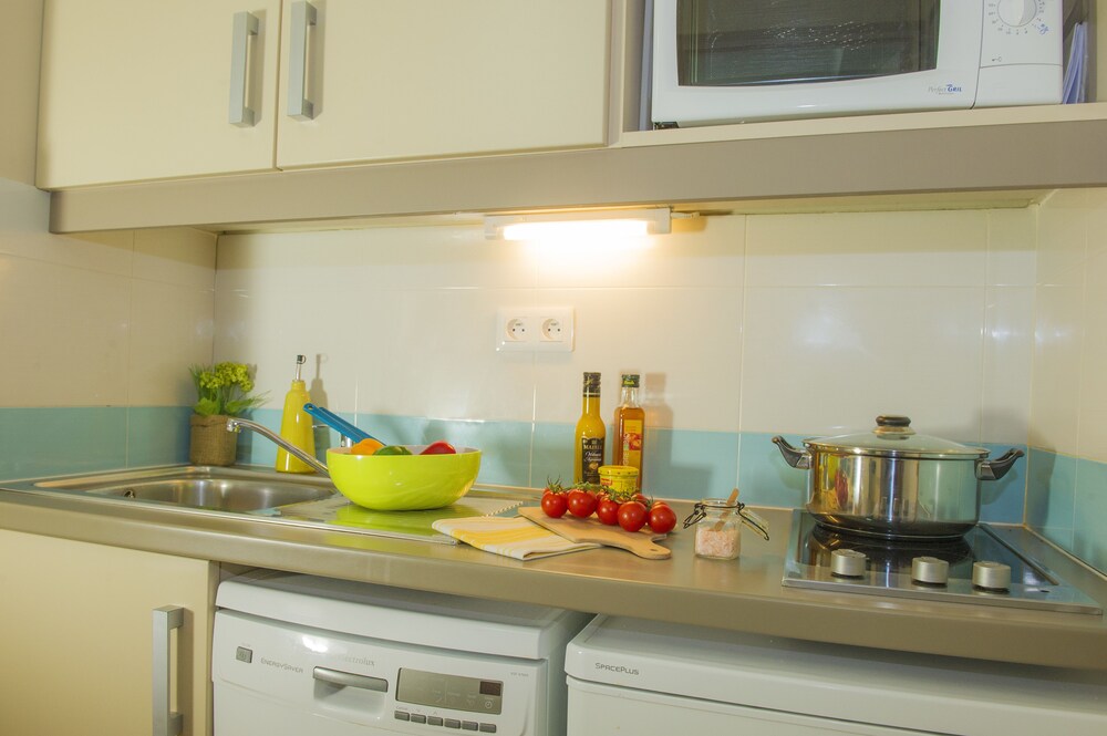 Standard Studio for 2/3 people - In-Room Kitchen
