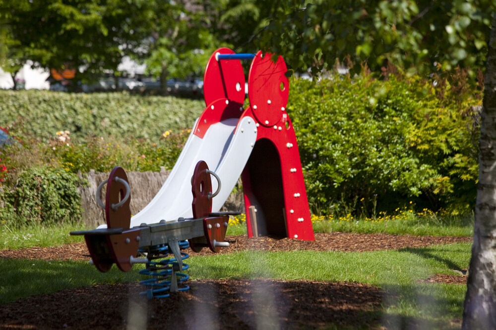 Childrens Play Area - Outdoor