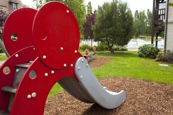 Childrens Play Area - Outdoor
