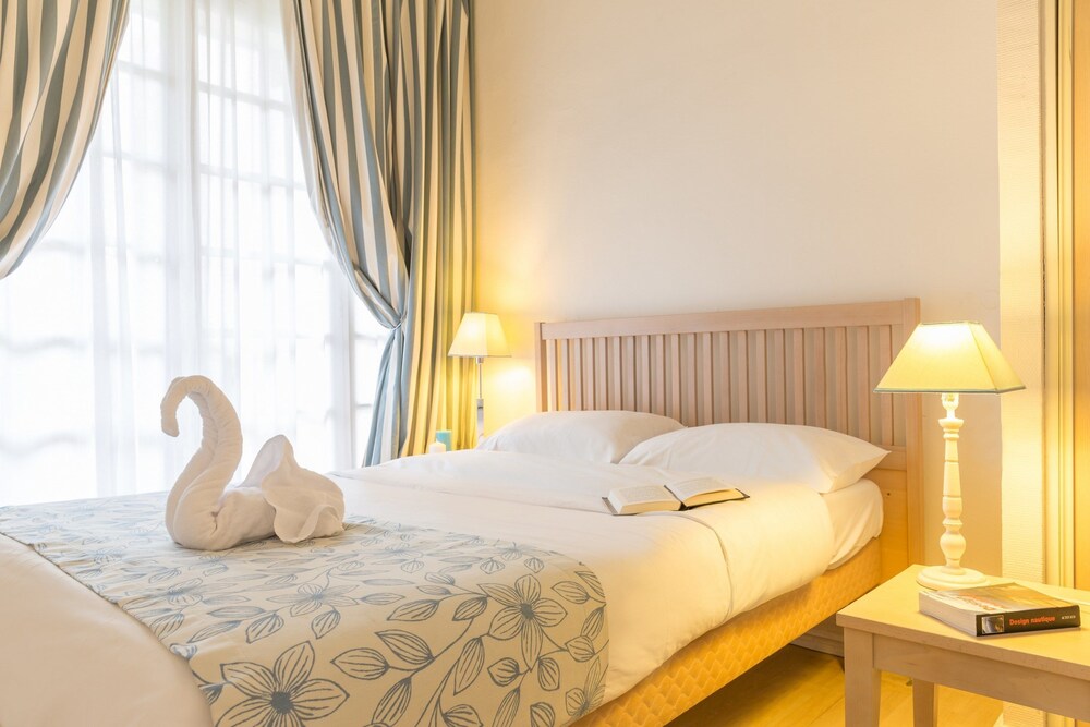 Standard Studio, 2 Bedrooms - Guestroom