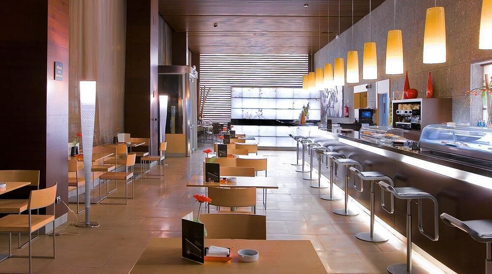 Hotel Bar