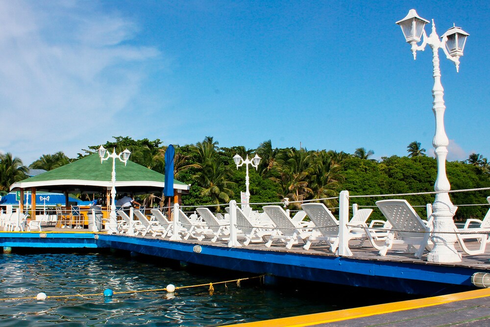 Dock