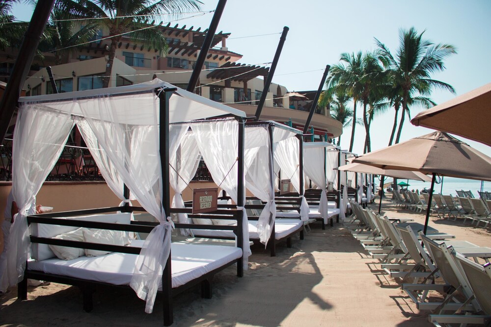 Sundeck