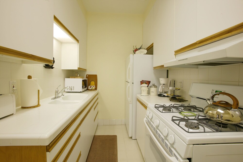 In-Room Kitchen