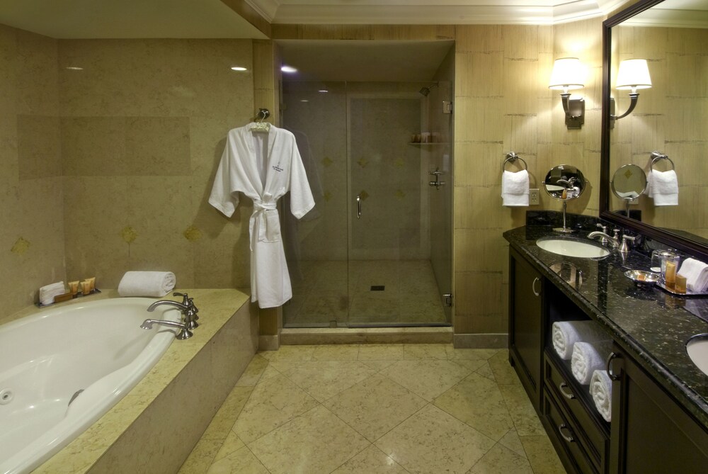 Bathroom, The Atlantic Hotel & Spa