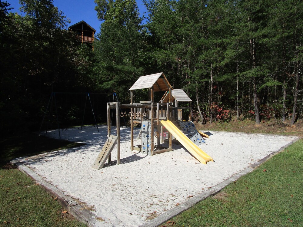 Childrens Play Area - Outdoor