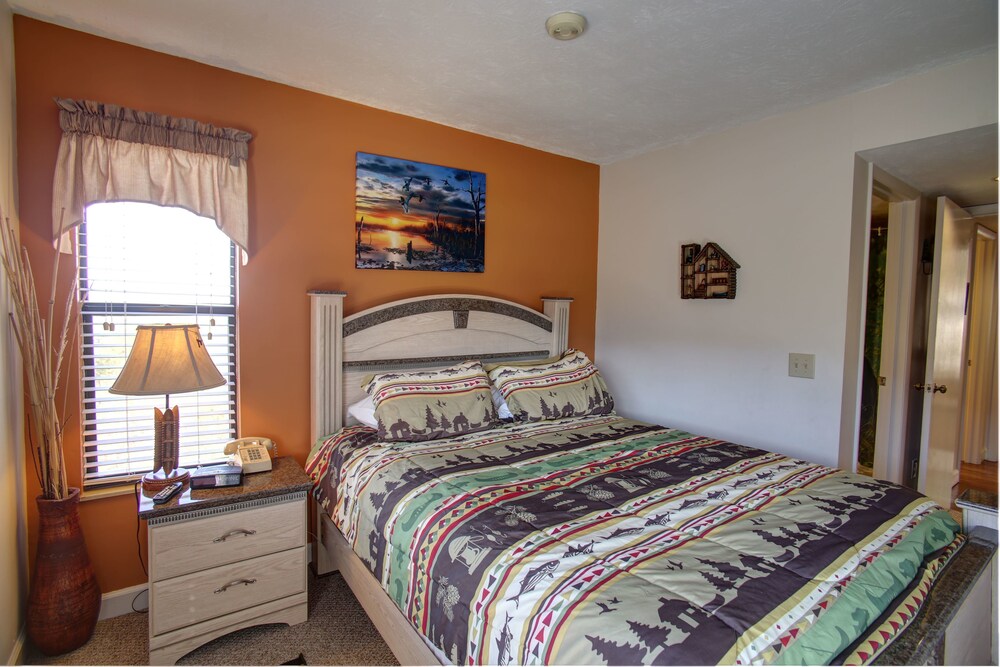 Loft, 2 Bedrooms - Guestroom