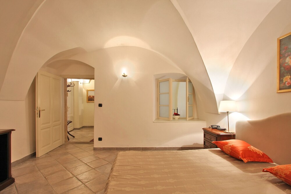 Chambre (Studio)