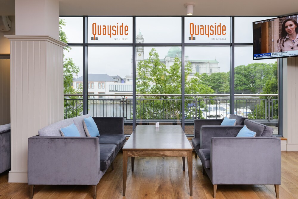 Hotel Lounge
