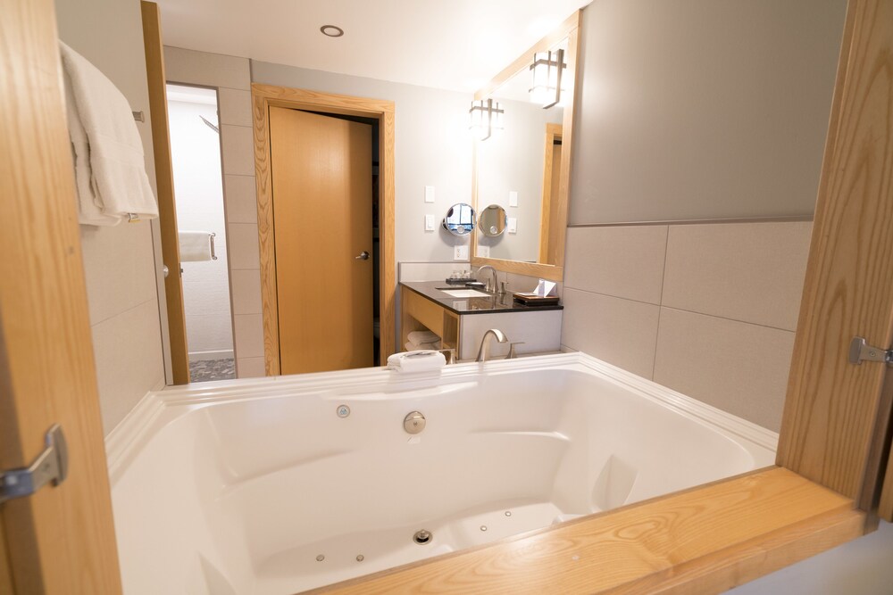 Jetted Tub
