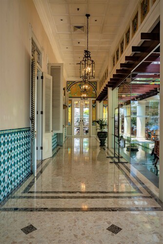 The Phoenix Hotel Yogyakarta - MGallery Collection