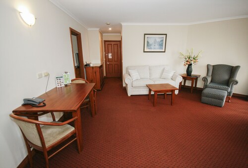Gateway on Monash Boutique Hotel