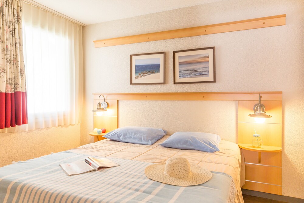 Standard Apartment, 3 Rooms 6/8 pers - Guestroom