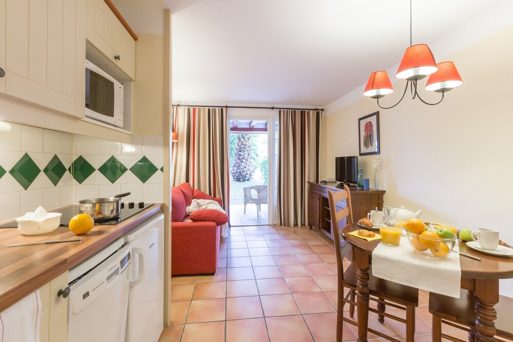 Standard Studio for 3 people - Living Area