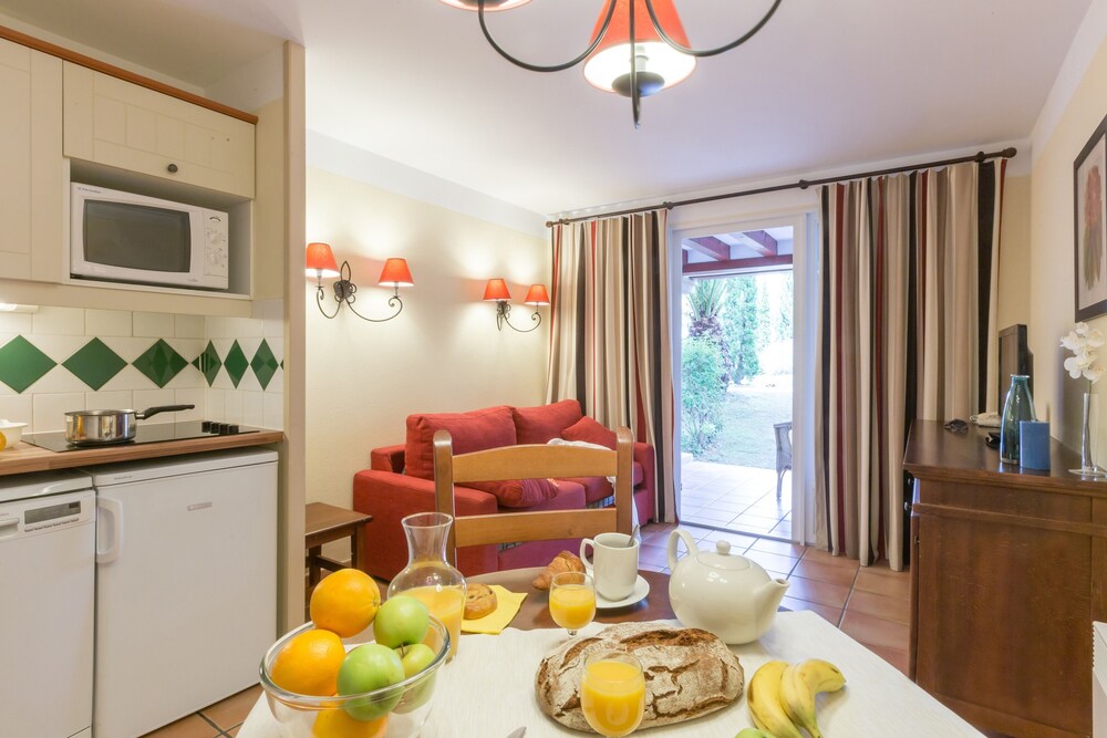 Standard Studio for 3 people - Living Area
