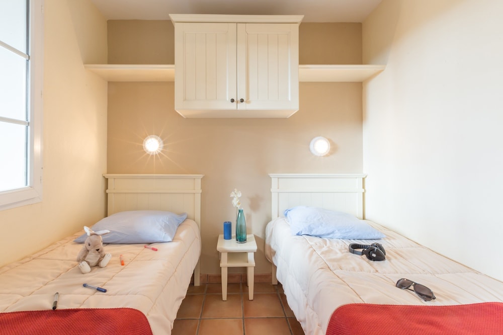Standard 2 rooms, for 4 people - Guestroom