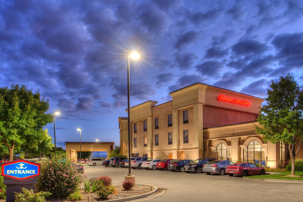 Hotel Front - Evening/Night
