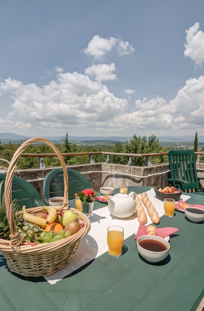 Standard 1/2 Bedroom Apartment for 6/7 people Air-conditioned - Balcony
