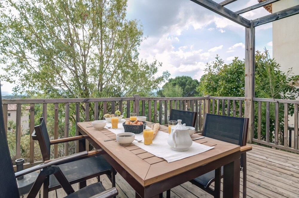 Superior 1 Bedroom House for 5 people - Terrace/Patio