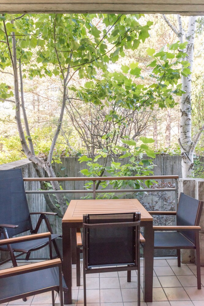 Superior 1 Bedroom Apartment for 4 people Air-conditioned - Terrace/Patio
