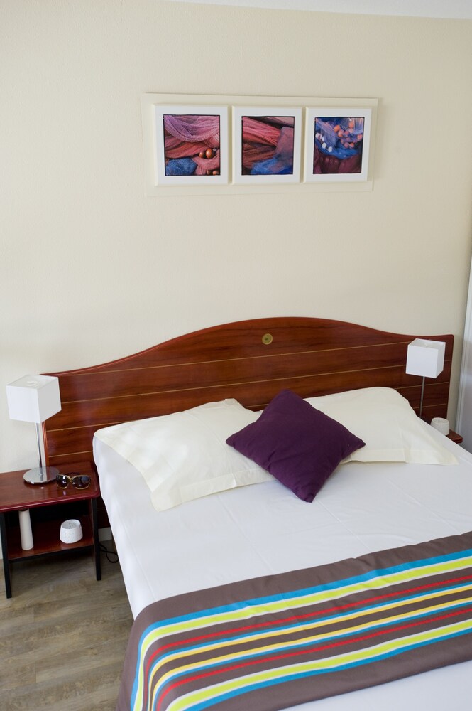 Standard Room, 1 Bedroom (for 4) - Guestroom