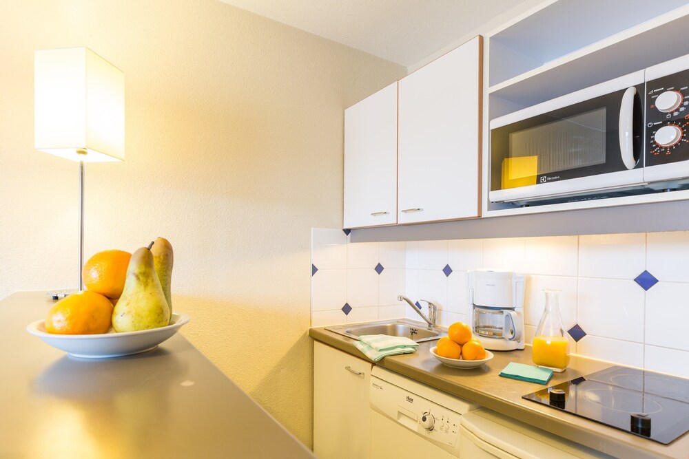 1 bedroom Standard Duplex for 6 - In-Room Kitchenette