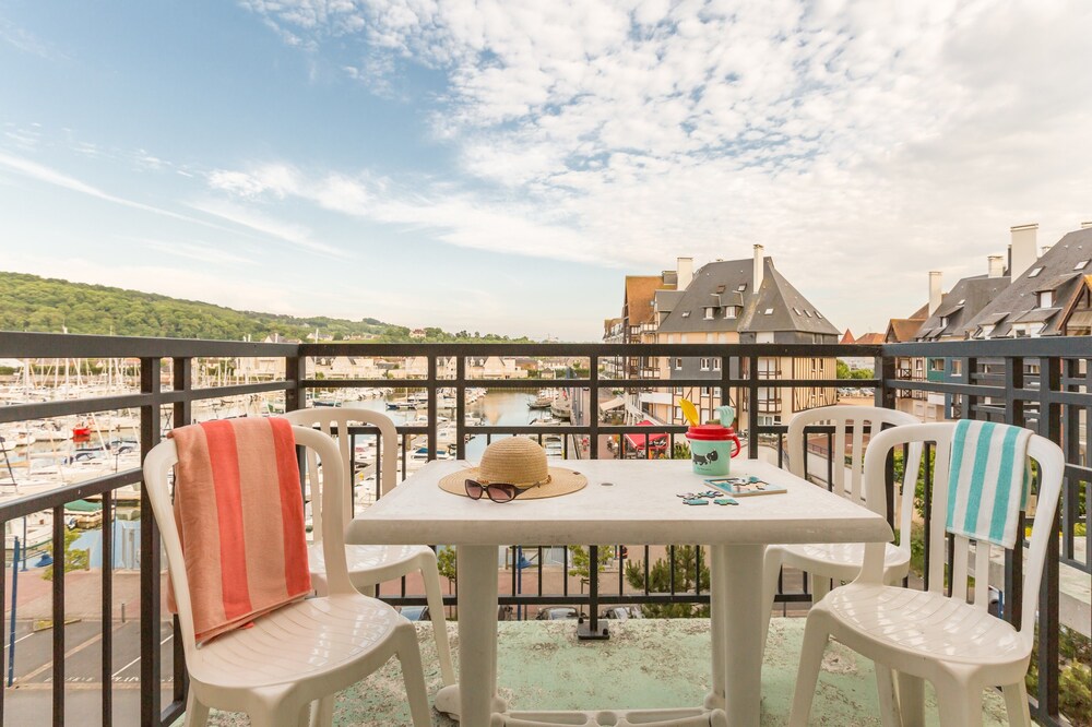 1 bedroom Standard Duplex for 6 - Balcony